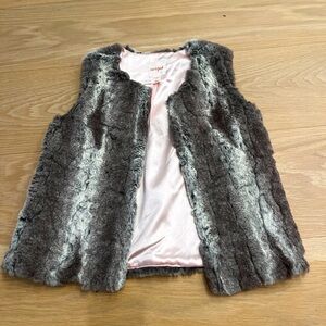 kids faux fur vest, cat and jack, size 14/16